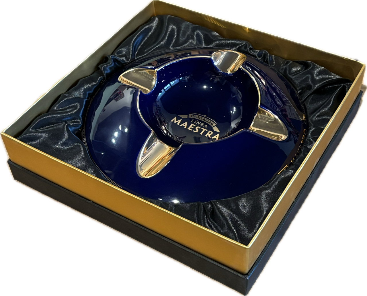 Partagas Linea Maestra Aschenbecher