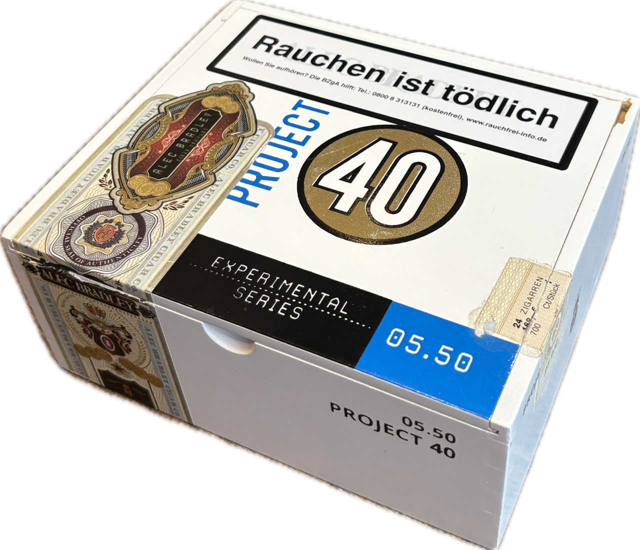 Alec Bradley Project 40 Robusto