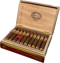 Thumbnail for Romeo y Julieta Linea de Oro Nobles